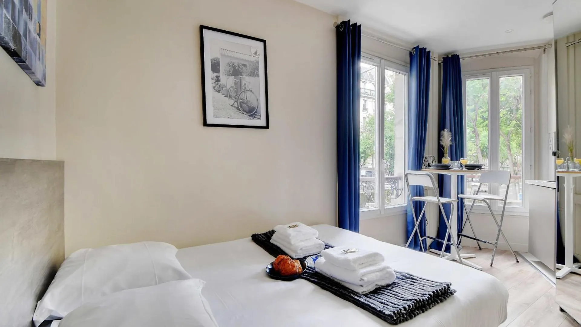 Apartment Charming Studio Boulevard Magenta Paris