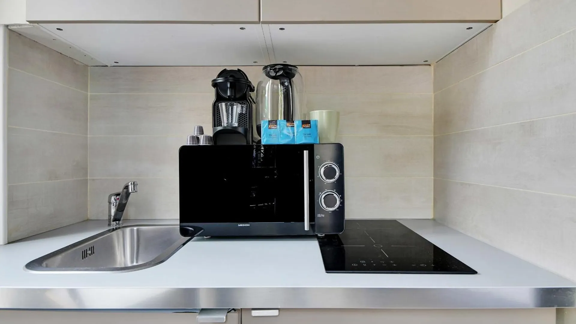 Charming Studio Boulevard Magenta شقة